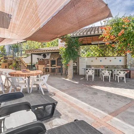 Casa Hitos